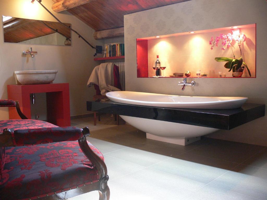 Casa Isabella Guest House Vaglio Serra ภายนอก รูปภาพ