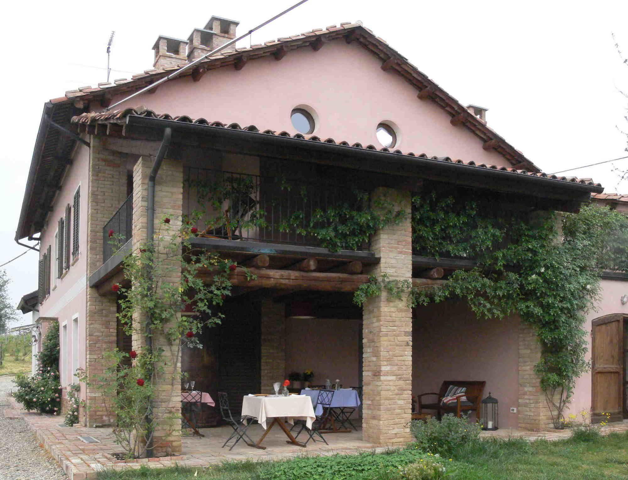Casa Isabella Guest House Vaglio Serra ภายนอก รูปภาพ